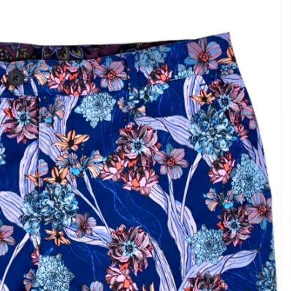 Lords of Harlech NWT Short Ocean Floral Navy - Picture 2 of 2